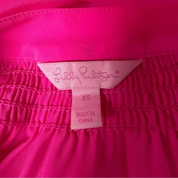 Lilly Pulitzer Elsa Top Hot Pink 100% Silk Smocked Blouse Gold Buttons XS - Picture 6 of 7